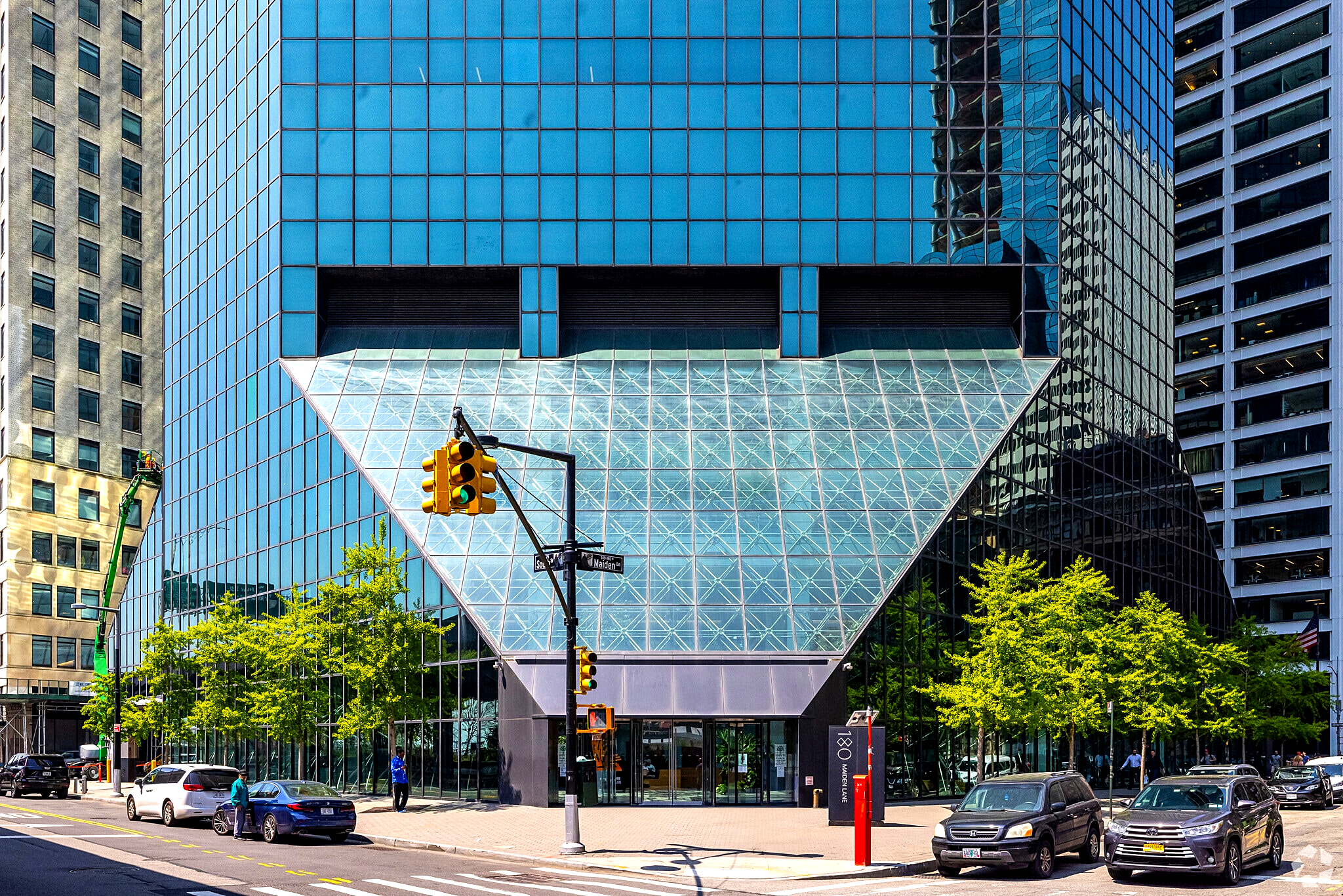 180 Maiden Lane building
